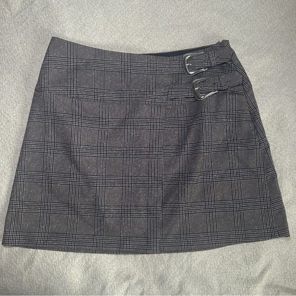 Express Checkered Mini Skirt with Buckles - Picture 2 of 7